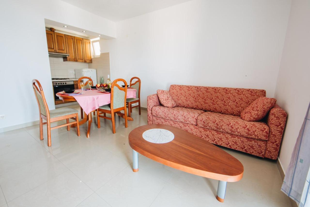 Apartments Mateo Brela Bagian luar foto
