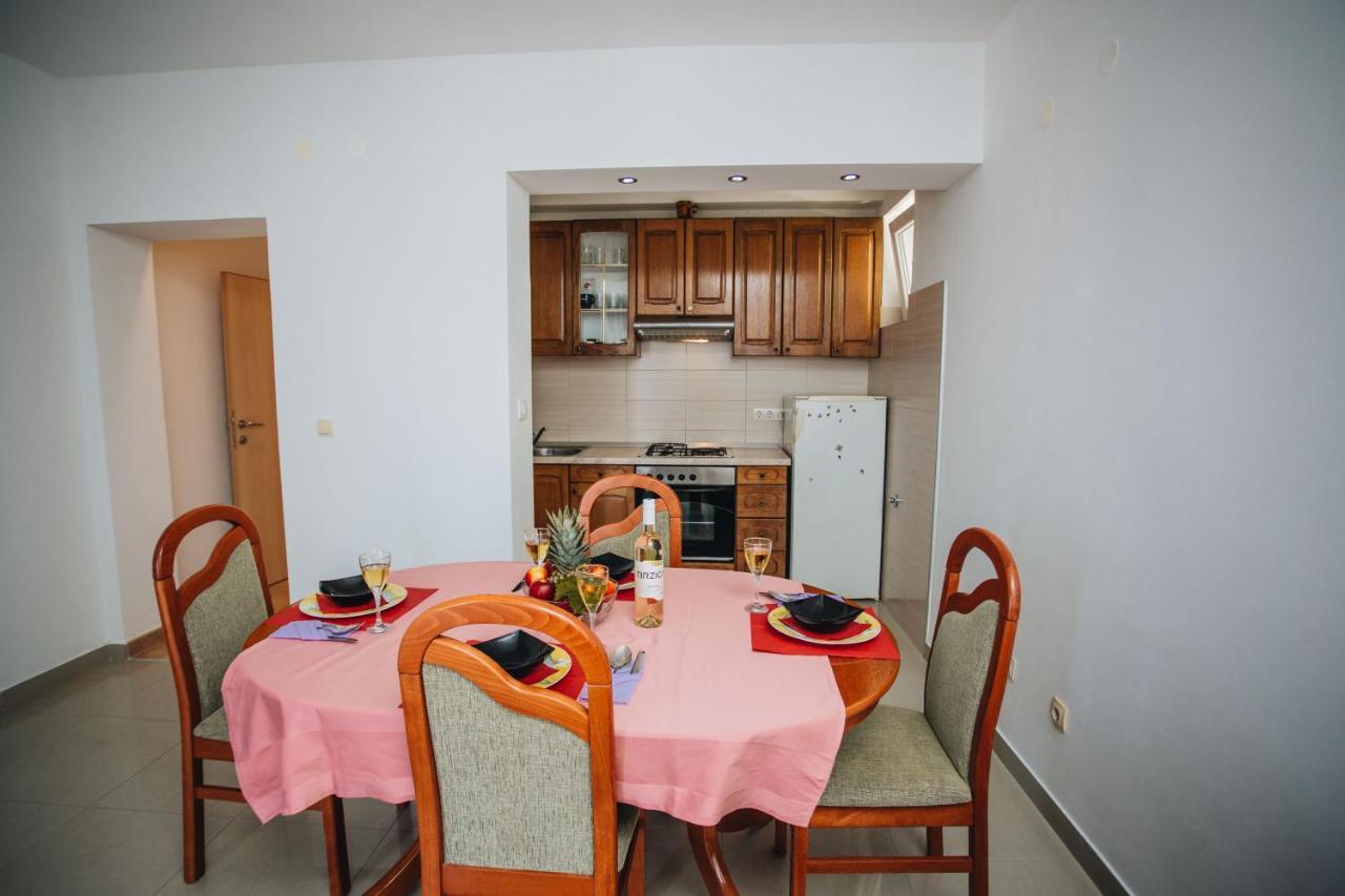 Apartments Mateo Brela Bagian luar foto